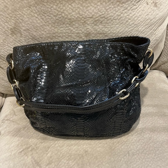 Michael Kors black snakeskin shoulder bag - Picture 2 of 5